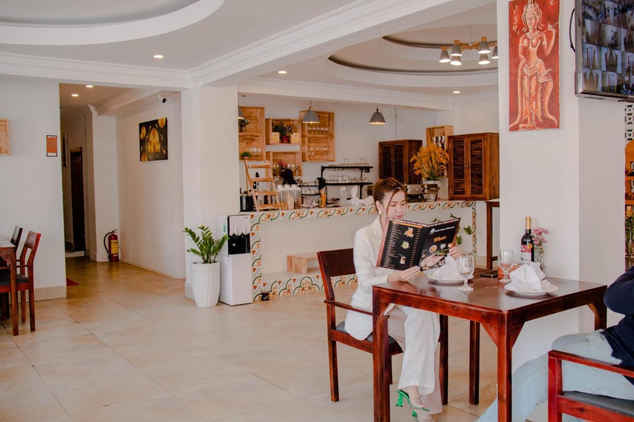 White Corner Hotel Phnom Penh Luaran gambar